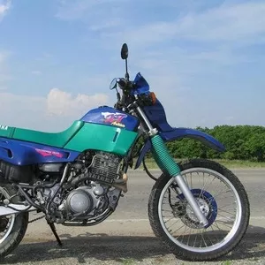 Yamaha XT400E Artesia 